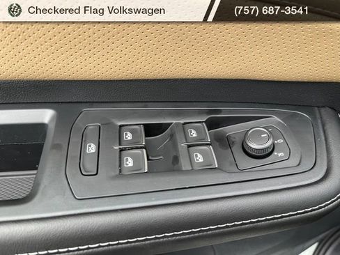 New 2026 Volkswagen Atlas Cross Sport SE AWD/4WD image 19