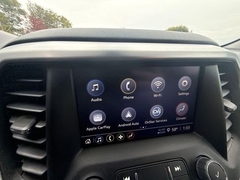 Certified 2023 GMC Acadia SLE w/ Driver Convenience Package image 18