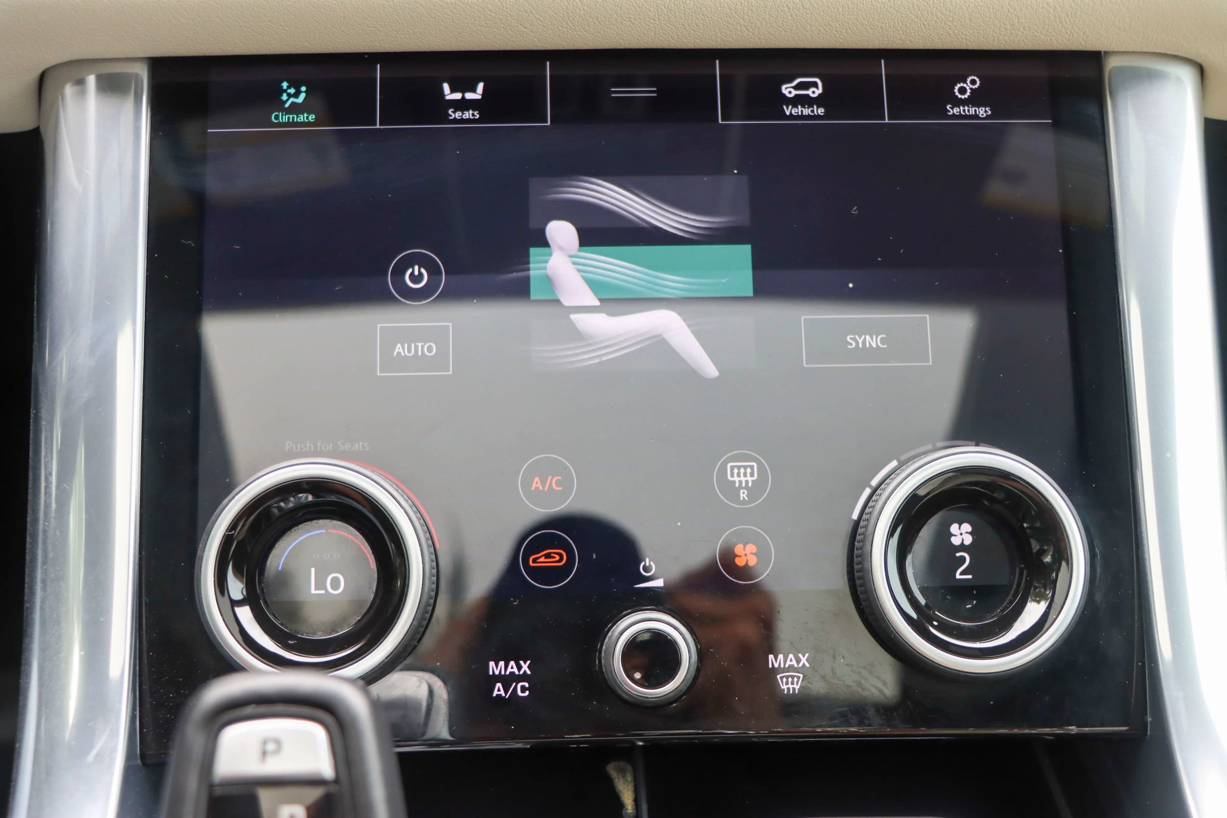 Used 2020 Land Rover Range Rover Sport HSE AWD/4WD image 38