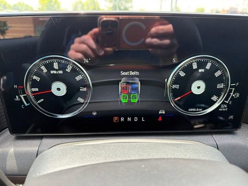 Used 2025 Ford Mustang Coupe RWD image 7