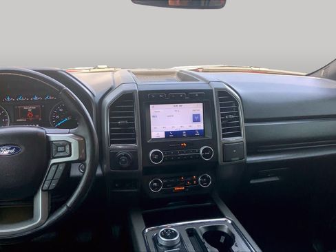 Certified 2021 Ford Expedition XLT w/ FX4 Off-Road Package AWD/4WD image 7