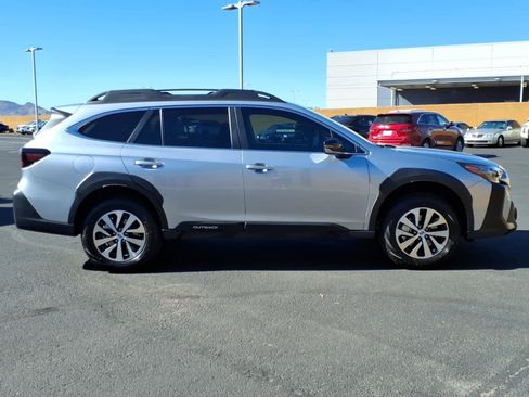 Certified 2025 Subaru Outback Premium w/ Popular Package #1A image 7