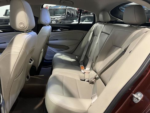 Used 2019 Buick Regal Essence w/ Driver Confidence Package I AWD/4WD image 29