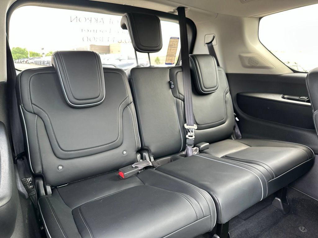 Certified 2026 INFINITI QX80 Luxe w/ Exterior Package AWD/4WD image 33