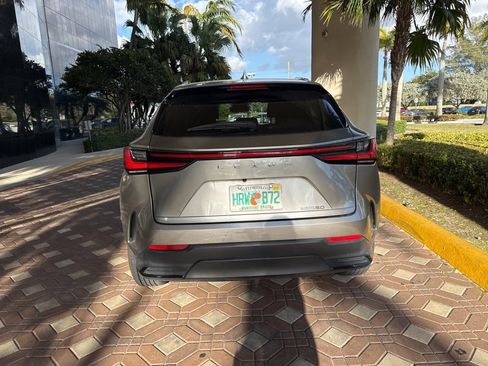 Used 2023 Lexus NX 250 NX 250 w/ Towing Package (2000 Lbs) image 7