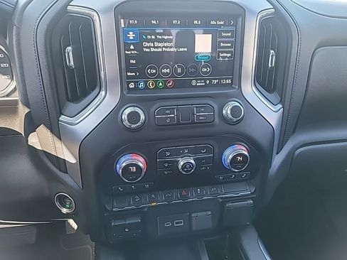 Used 2021 GMC Sierra 1500 SLT w/ SLT Convenience Package image 13