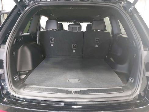 Used 2023 Jeep Grand Cherokee Altitude AWD/4WD image 12