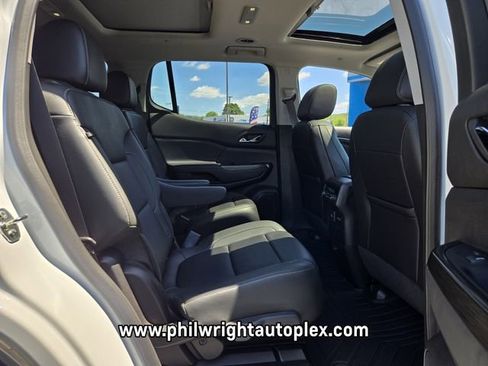 Used 2023 GMC Acadia SLT w/ Elevation Edition FWD image 22