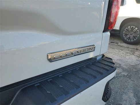 New 2026 GMC Sierra 1500 Elevation image 8