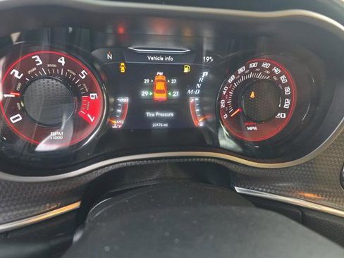 Used 2019 Dodge Challenger SRT Hellcat Redeye image 15