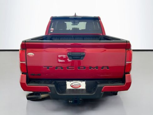 Used 2026 Toyota Tacoma SR5 AWD/4WD image 5