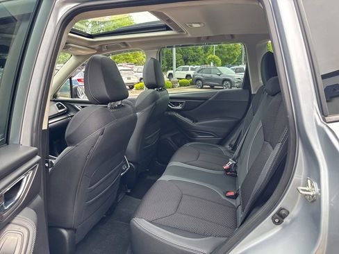 Used 2023 Subaru Forester Premium AWD/4WD image 14