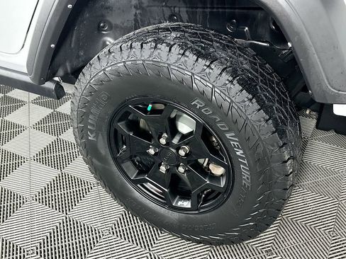 Used 2022 Jeep Wrangler Unlimited Willys image 35