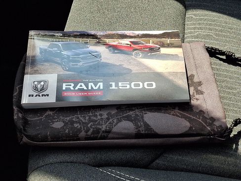 Used 2019 RAM 1500 Big Horn AWD/4WD image 27