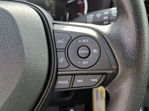 Used 2023 Toyota RAV4 LE image 22