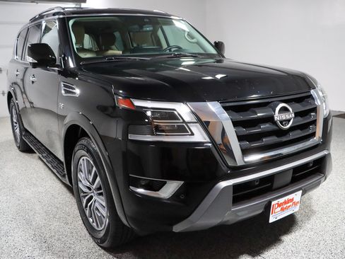 Used 2022 Nissan Armada SL w/ Captain's Chairs Package AWD/4WD image 5