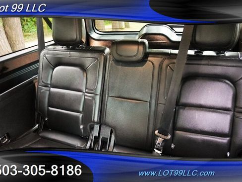 Used 2018 Lincoln Navigator L Reserve w/ Technology Package AWD/4WD image 16