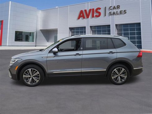 Used 2024 Volkswagen Tiguan Wolfsburg Edition image 2