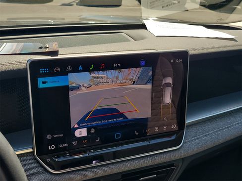 Used 2025 Volkswagen Tiguan S image 23