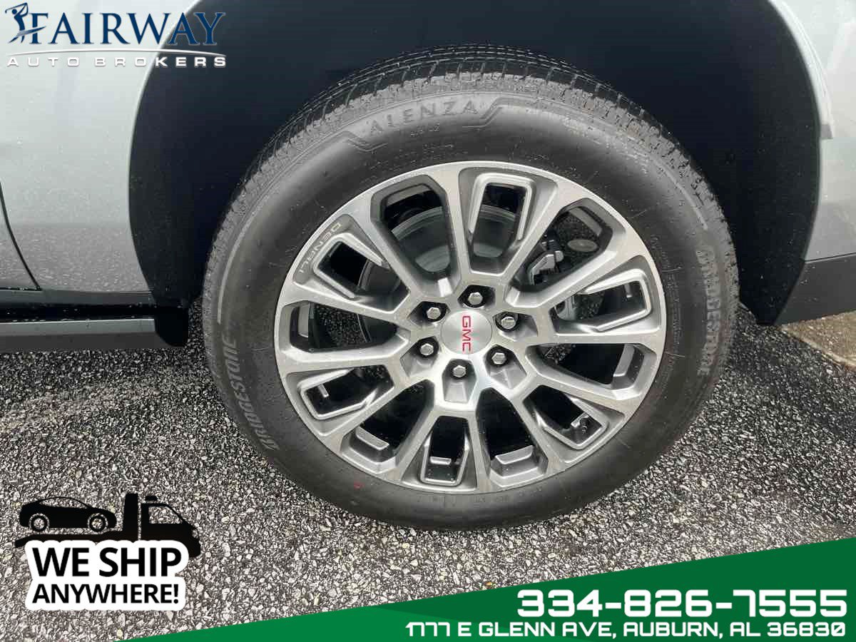 Used 2025 GMC Yukon XL Denali w/ Denali Reserve Package AWD/4WD image 43