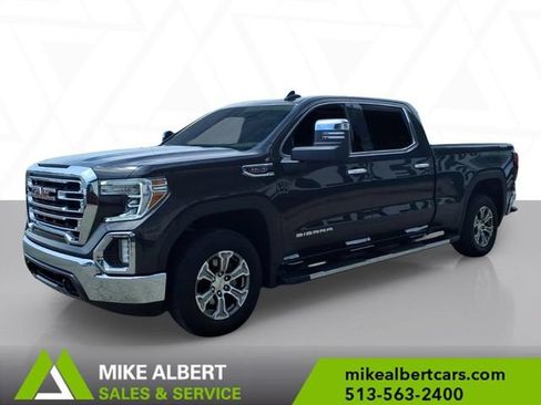 Used 2021 GMC Sierra 1500 SLT w/ SLT Convenience Package AWD/4WD image 3