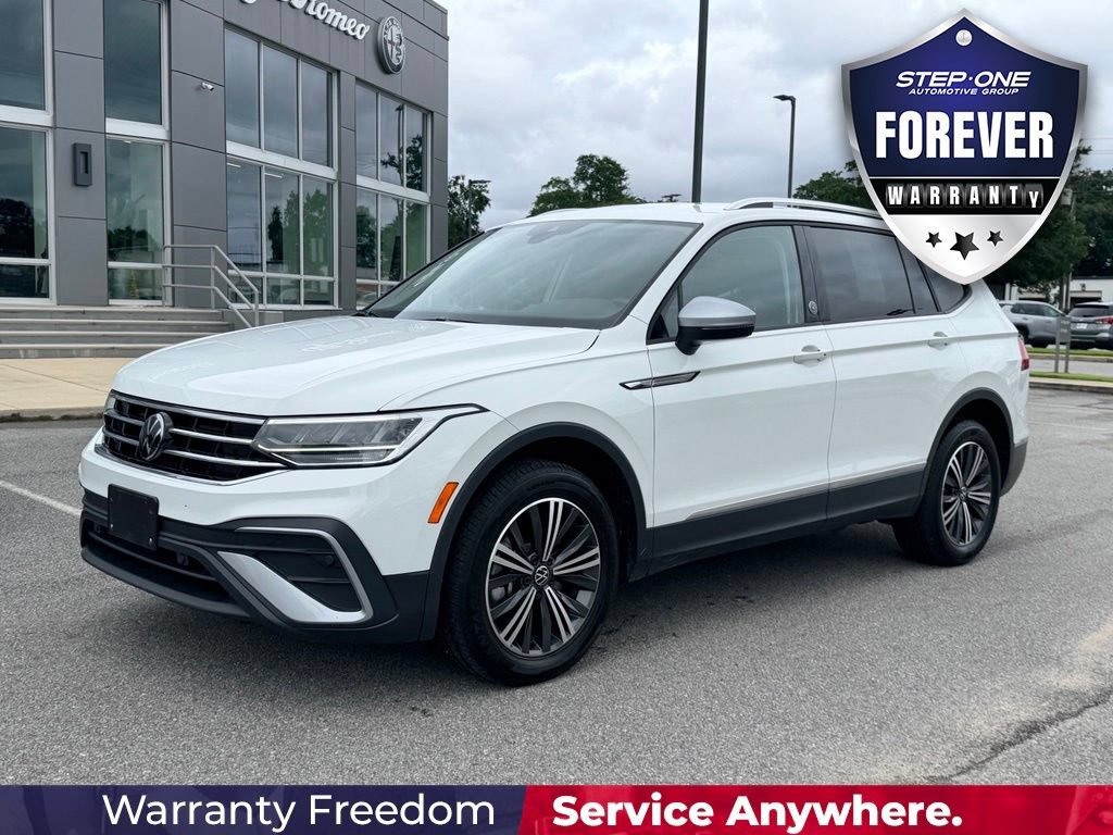 Used 2024 Volkswagen Tiguan SE AWD/4WD image 2
