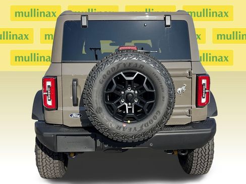 New 2026 Ford Bronco Badlands AWD/4WD image 14