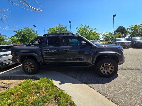 Used 2025 Toyota Tacoma 4x4 Double Cab Hybrid image 18