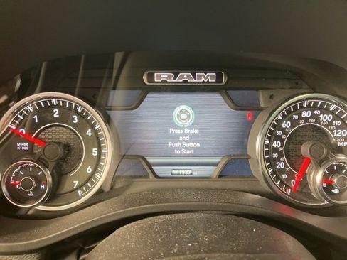 Used 2025 RAM 1500 Big Horn image 10