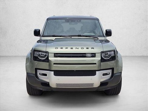 Used 2024 Land Rover Defender 110 S AWD/4WD image 2