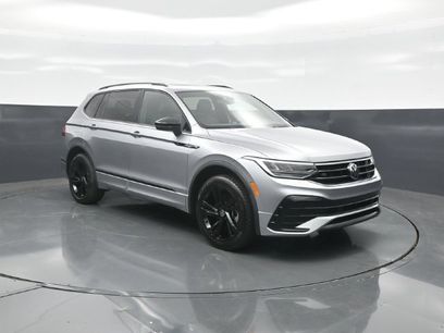 Used 2023 Volkswagen Tiguan SE R-Line