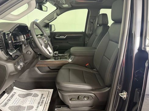New 2025 GMC Sierra 1500 SLT w/ SLT Premium Package image 7