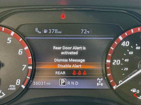Used 2023 Nissan Frontier PRO-4X w/ Technology Package AWD/4WD image 15