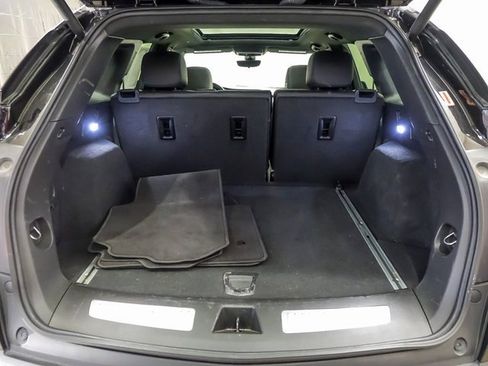 Used 2020 Cadillac XT5 Premium Luxury image 28