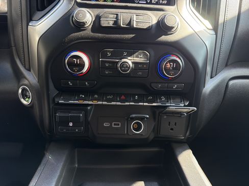 Used 2021 Chevrolet Silverado 1500 LT Trail Boss w/ Convenience Package II AWD/4WD image 24