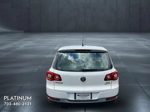 Used 2011 Volkswagen Tiguan S AWD/4WD image 6