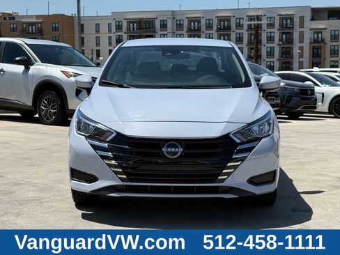 Used 2024 Nissan Versa SV FWD image 5