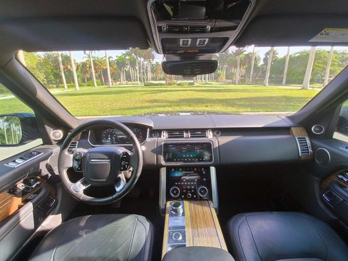 Used 2019 Land Rover Range Rover HSE AWD/4WD image 7
