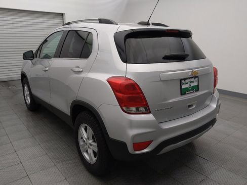 Used 2019 Chevrolet Trax LT w/ LT Convenience Package image 5