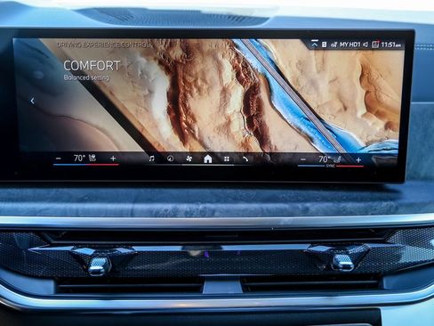 New 2026 BMW X5 xDrive40i w/ M Sport Package image 12