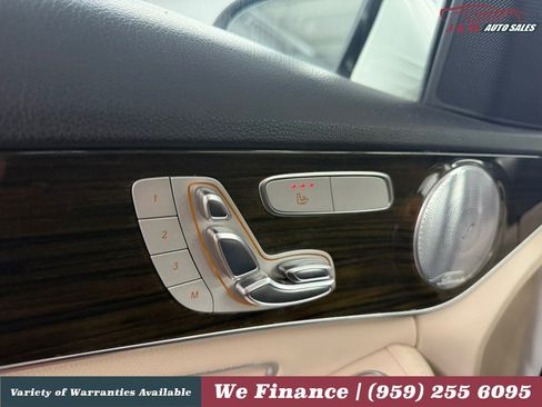Used 2017 Mercedes-Benz C 300 4MATIC Sedan image 28