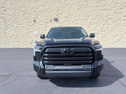 Used 2024 Toyota Tundra SR5 w/ SR5 Convenience Package AWD/4WD image 9