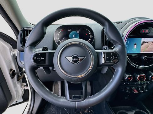 Used 2024 MINI Cooper Countryman S w/ Premium Package FWD image 11