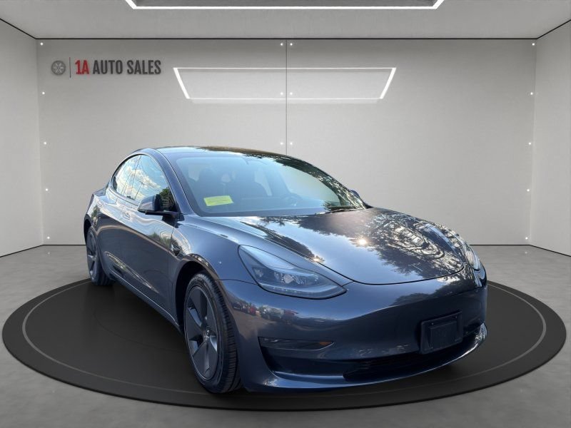 Used 2023 Tesla Model 3 Standard Range RWD image 7