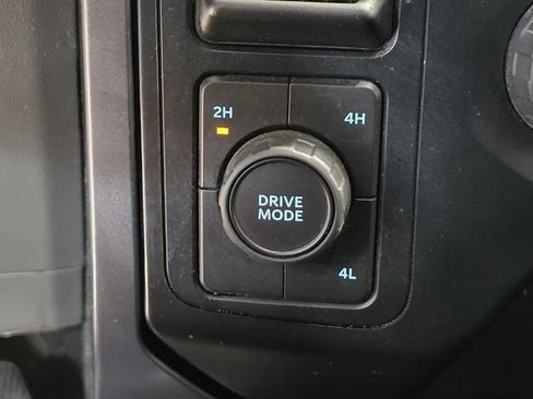 Used 2023 Ford F150 XLT AWD/4WD image 28