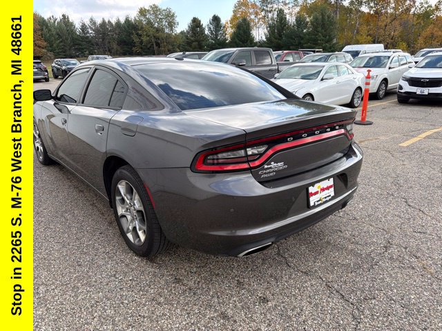 Used 2016 Dodge Charger SE w/ Power Sunroof Group AWD/4WD image 10