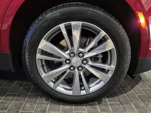 Certified 2024 Cadillac XT5 Premium Luxury AWD/4WD image 11