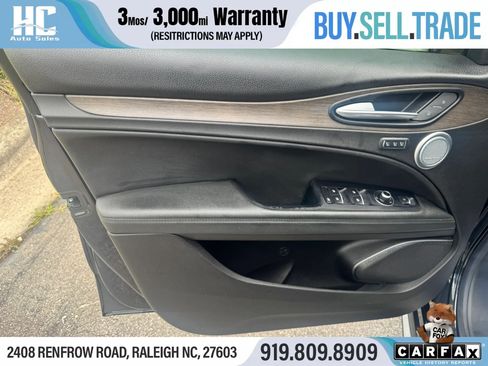 Used 2020 Alfa Romeo Stelvio Ti w/ Active Blind Spot Package AWD/4WD image 14
