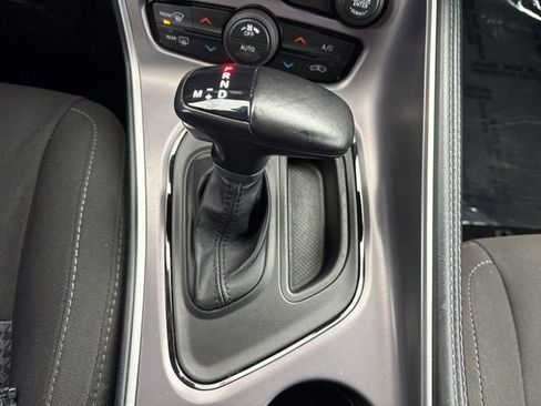 Used 2022 Dodge Challenger GT image 22