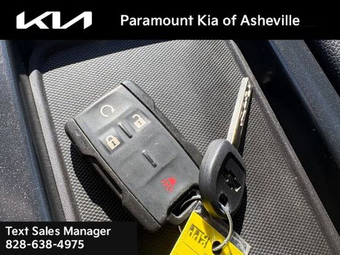 Used 2019 Chevrolet Silverado 1500 LT w/ All Star Edition image 28